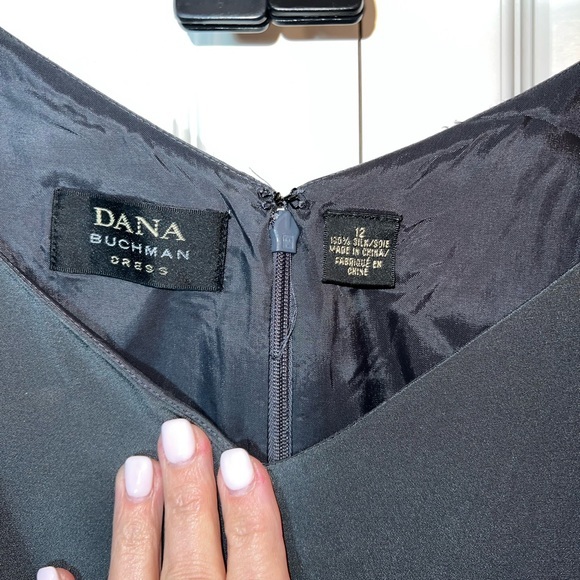 Dana Bachman Dress. Size 12.  Worn once. 100% Silk. - Picture 3 of 10